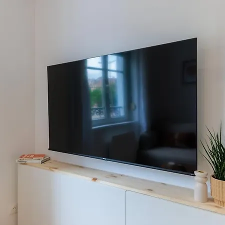 Appartamento Le Jean Jaurès - Elegance Et Comfort Strasburgo